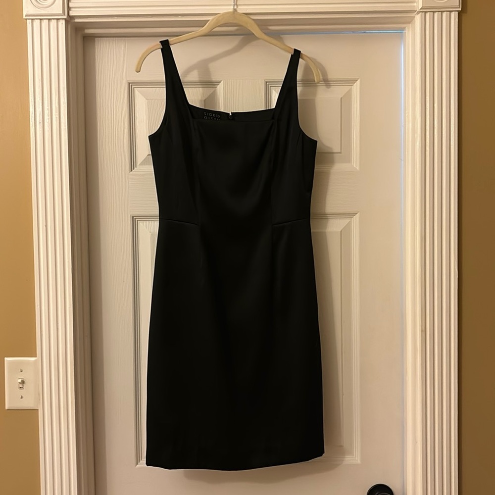 Sigrid Olsen little black dress size 6.